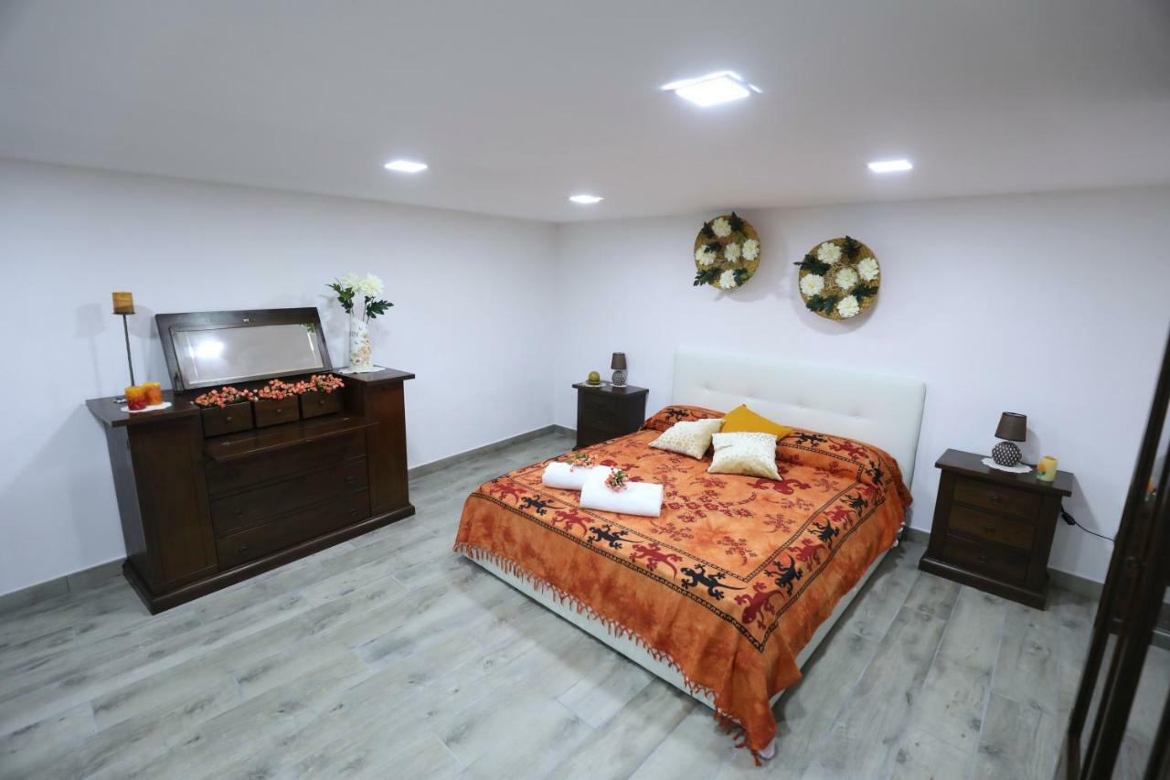 O' Vascio 25 Villa เนเปิลส์ ภายนอก รูปภาพ