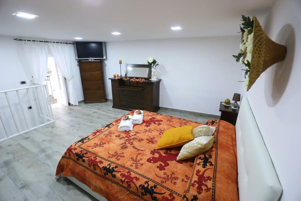 O' Vascio 25 Villa เนเปิลส์ ภายนอก รูปภาพ